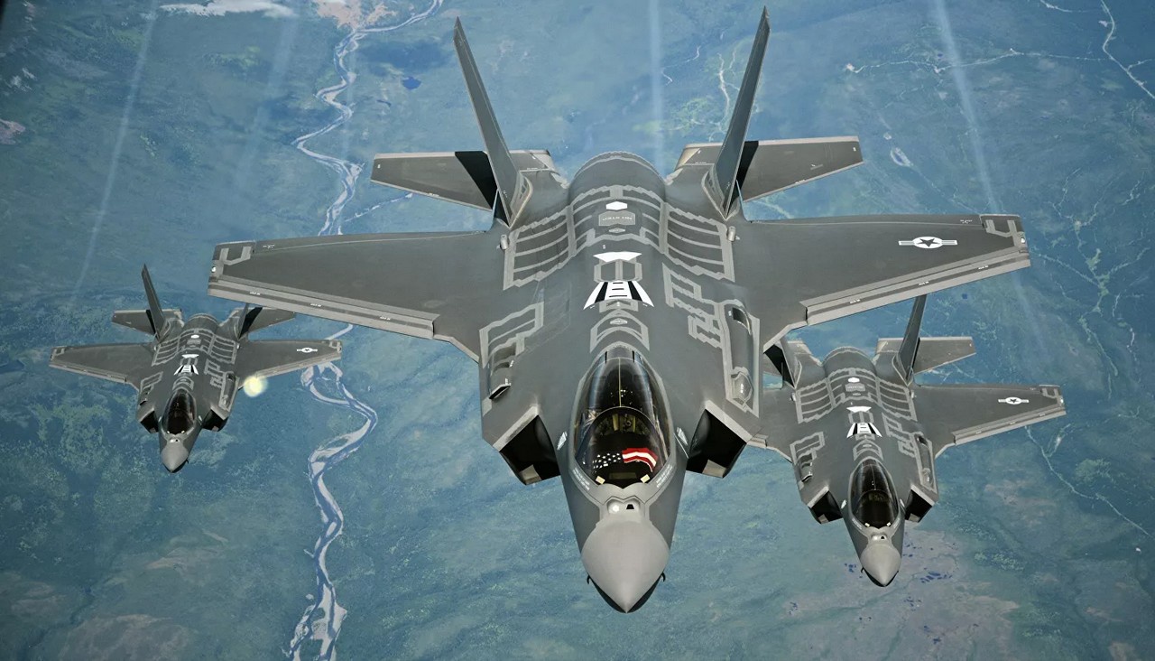 Forbes хоронит самолёт-невидимку 5-го поколения - F-35 Lightning