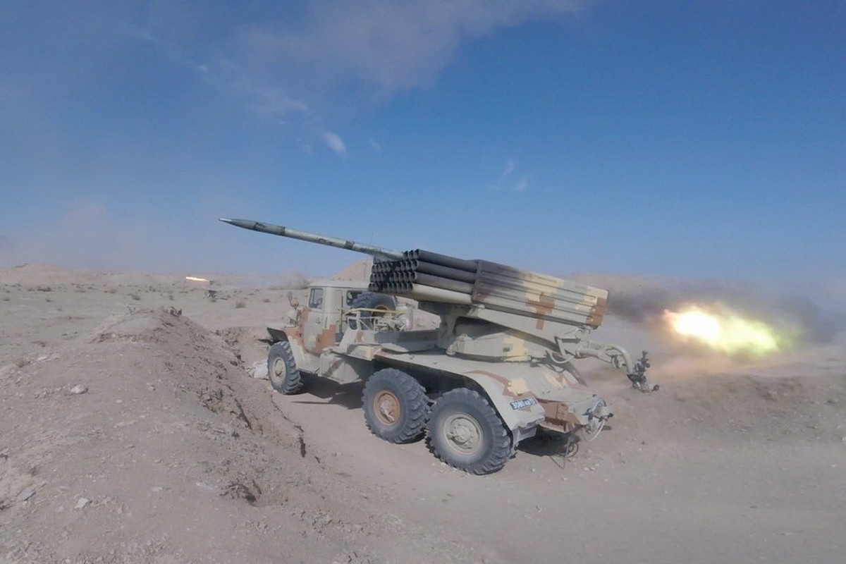 Учение с привлечением более 500 артиллеристов 201-й российской военной базы прошло на двух горных полигонах - Ляур и Самбули - в Таджикистане.