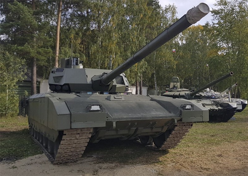Танк Т-14 «Армата» тестировался в беспилотном режиме.