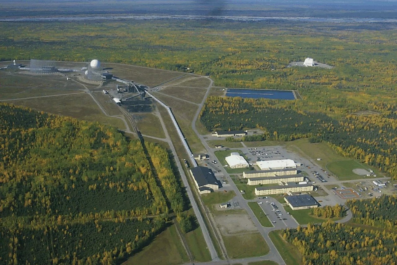 Радиолокационная станция ВВС США на Аляске.