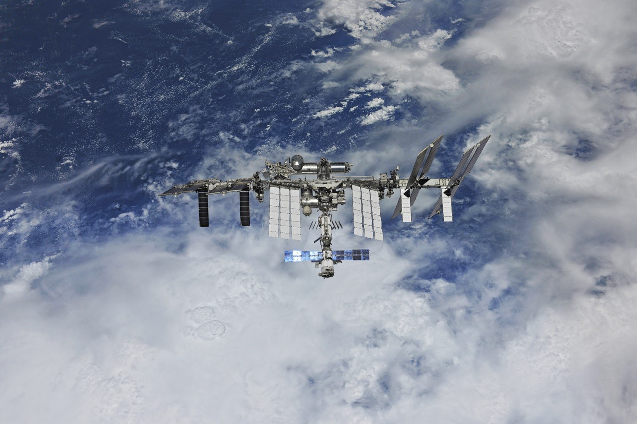 В 1998 году на околоземной орбите появилась МКС, прозванная «космической коммуналкой».