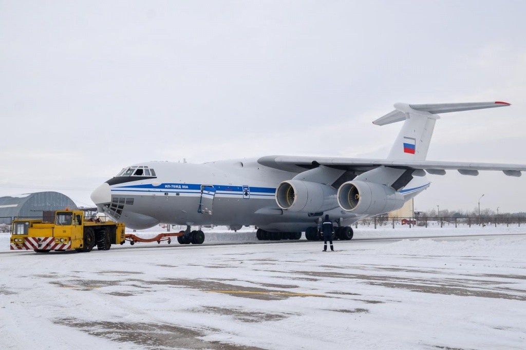 Самолёт Ил-76МД-90А может эксплуатироваться в жёстких климатических условиях при экстремально низких и высоких температурных режимах.