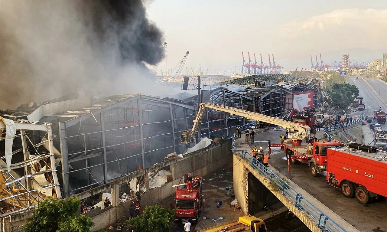 Взрыв в морском порту Бейрута 4 августа 2020 года.