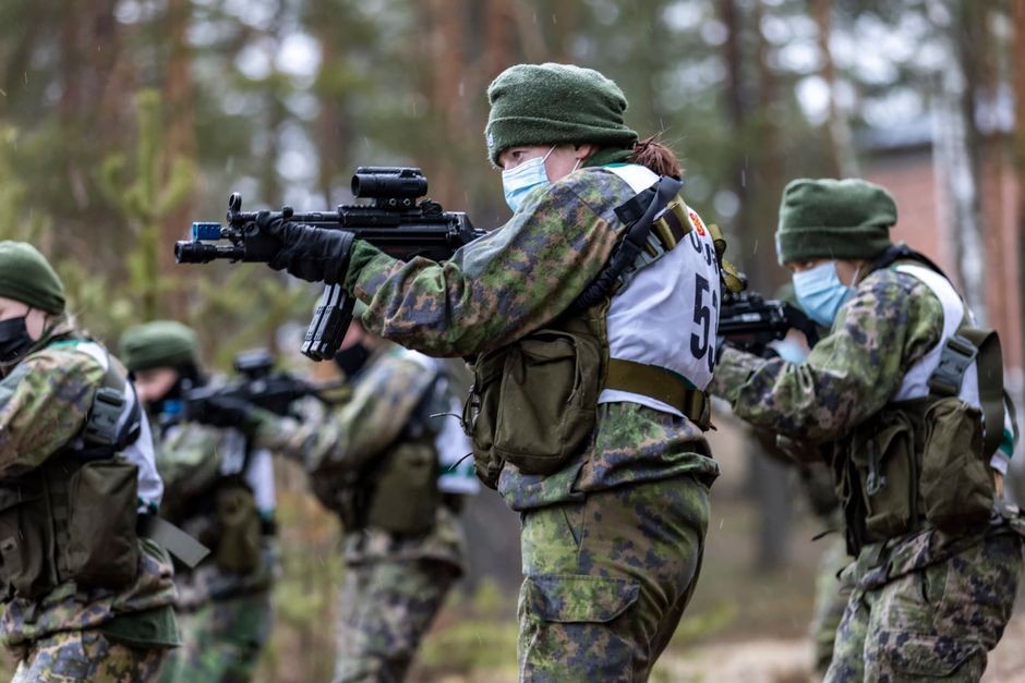 Как сообщает финский информационный портал Yle, егерский полк Утти в начале года объявил уникальный набор - только женщин - в группу специальных войск.