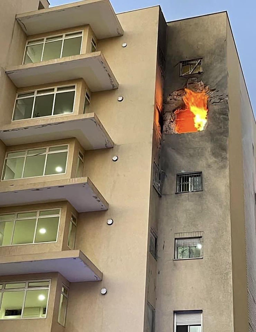 Палестинская ракета попала в жилое здание, погиб шестилетний ребёнок.