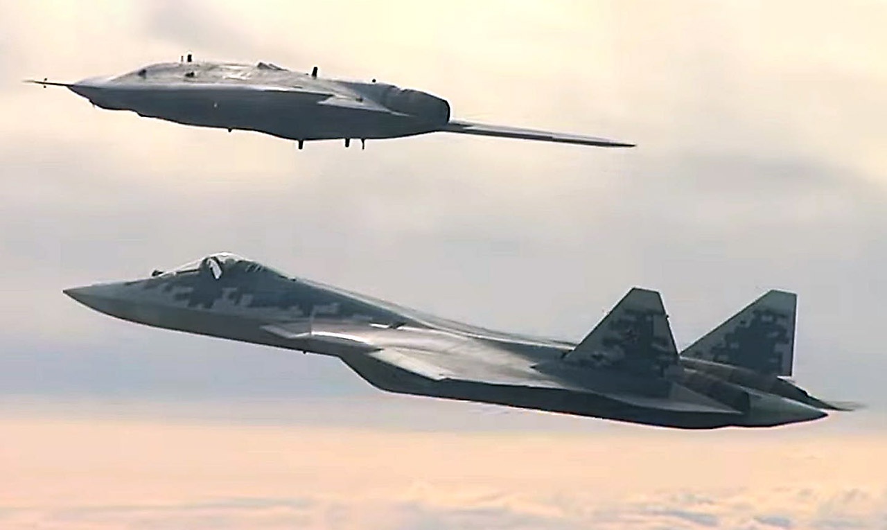 БПЛА «Охотник» запланирован под совместные действия с суперсовременным авиационным комплексом Су-57.
