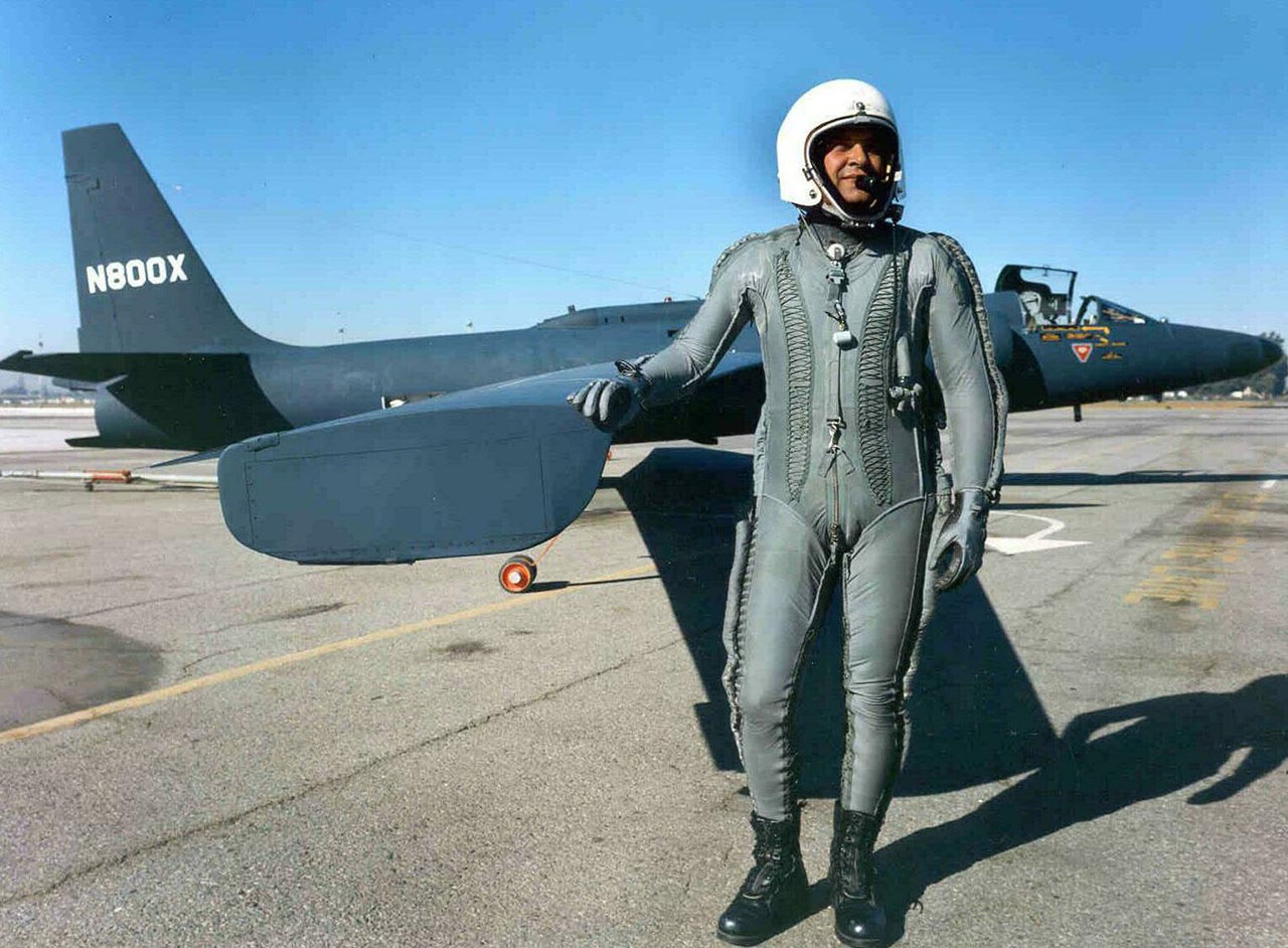 Гэри Пауэрс и самолёт-шпион У-2.