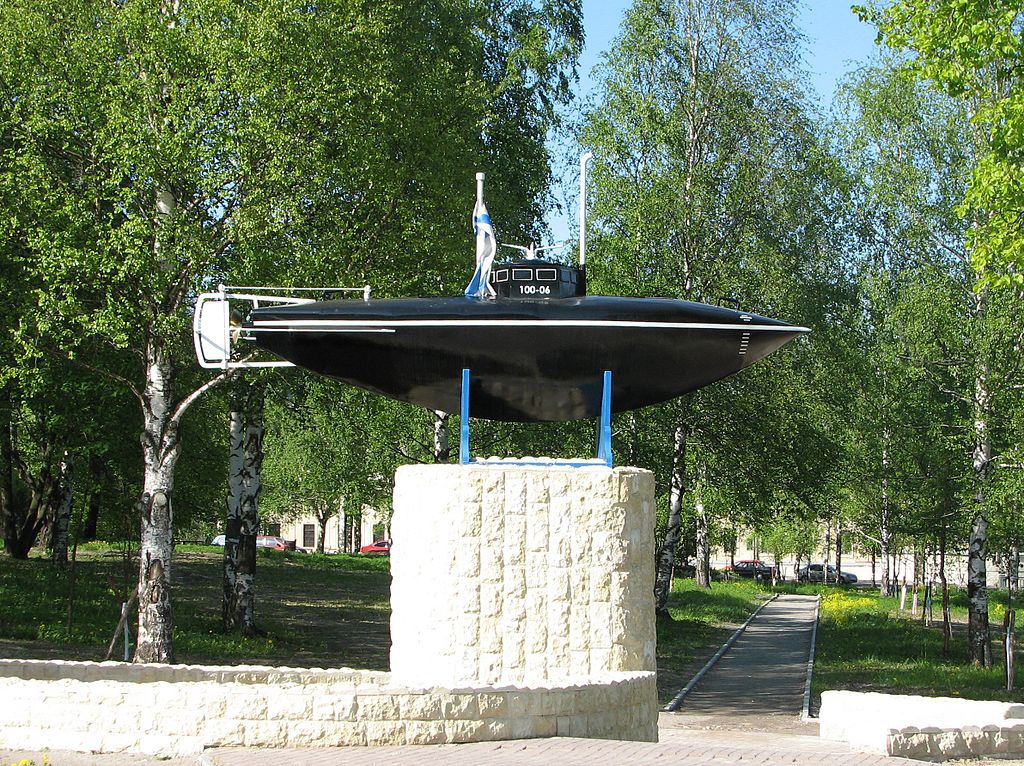 Точная копия подлодки Джевецкого, испытания которой прошли на Серебряном озере в Гатчине.