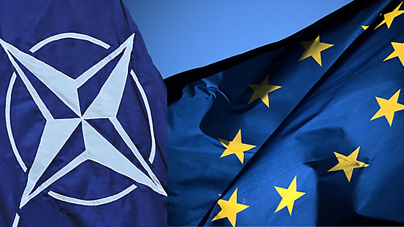 НАТО должна стать надевропейской военной организацией, которой в будущем, в интересах безопасности, будет переподчинён Европейский союз.