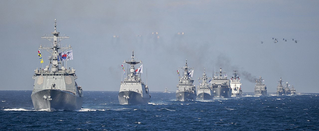 Корабли ВМС Республики Корея в походе.