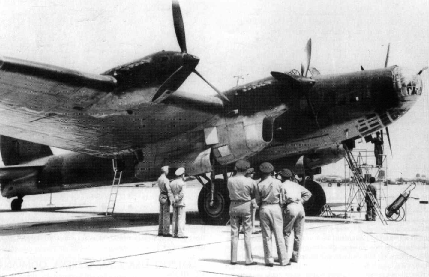 29 мая 1942 года Пе-8 доставил в Вашингтон для переговоров делегацию во главе с наркомом иностранных дел В.М. Молотовым.