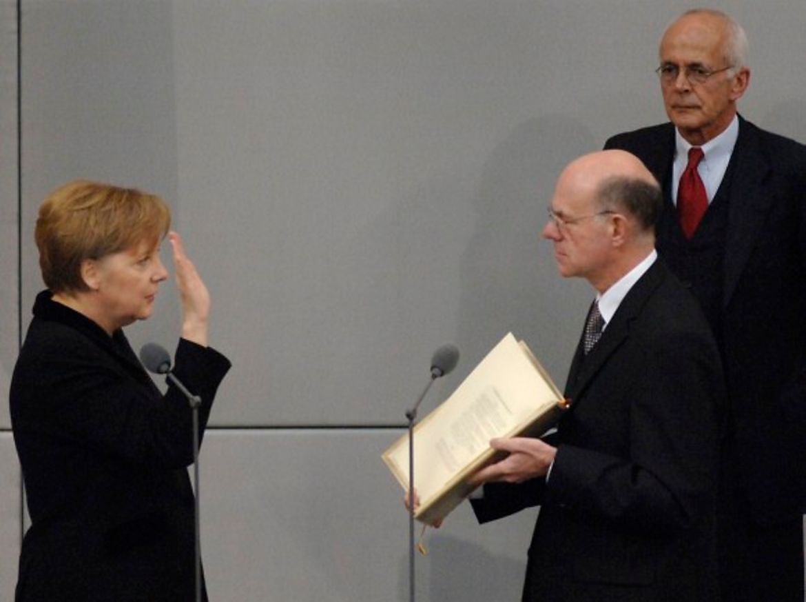 Ангела Меркель уже 16 лет находится на посту канцлера ФРГ.
