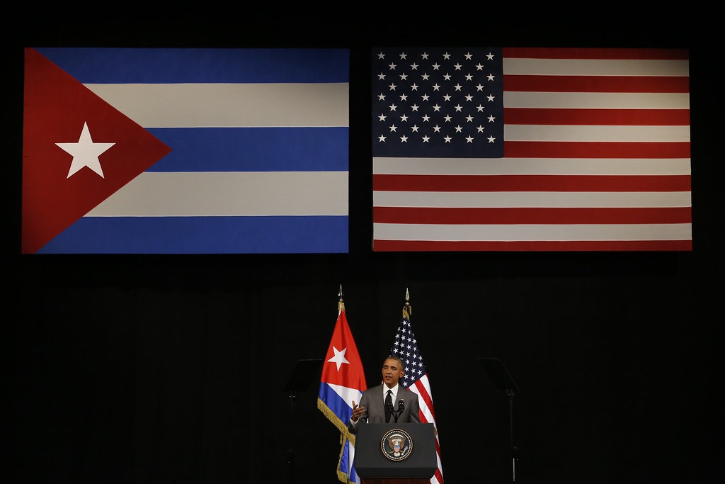Президент США Барак Обама во время своего выступления перед кубинским народом в Большом театре Алисии Алонсо, транслируемого на всю страну, во время своего визита в Гавану.