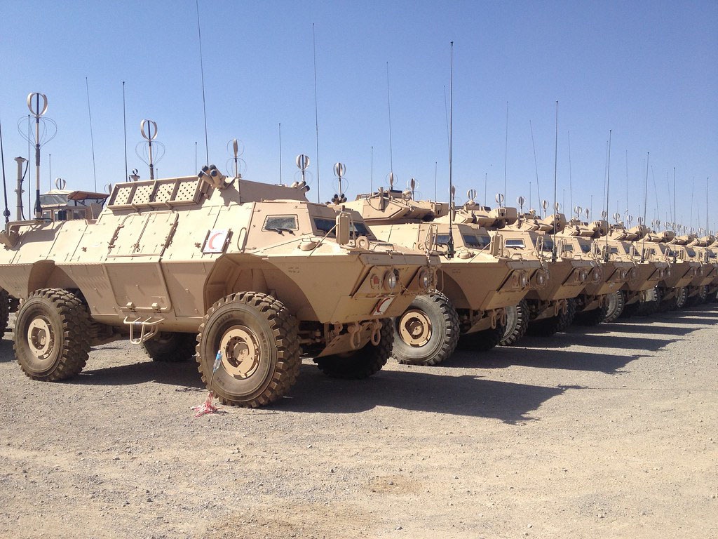 Одних только бронетранспортёров MSFV «Талибану»* досталось 640 штук.