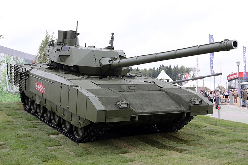 Для потенциальных иностранных заказчиков будет проведена презентация новейших образцов, в том числе танка Т-14 «Армата».