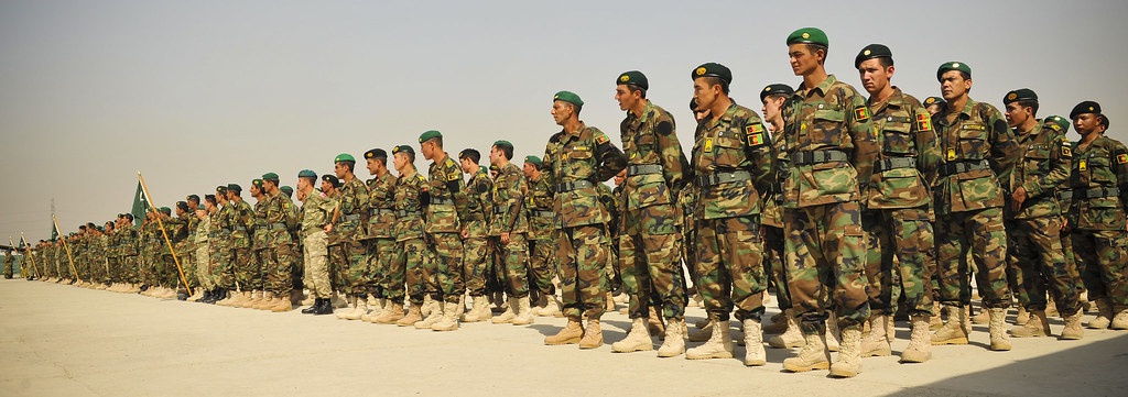300 000 афганских военнослужащих было подготовлено американцами на сегодняшний день.