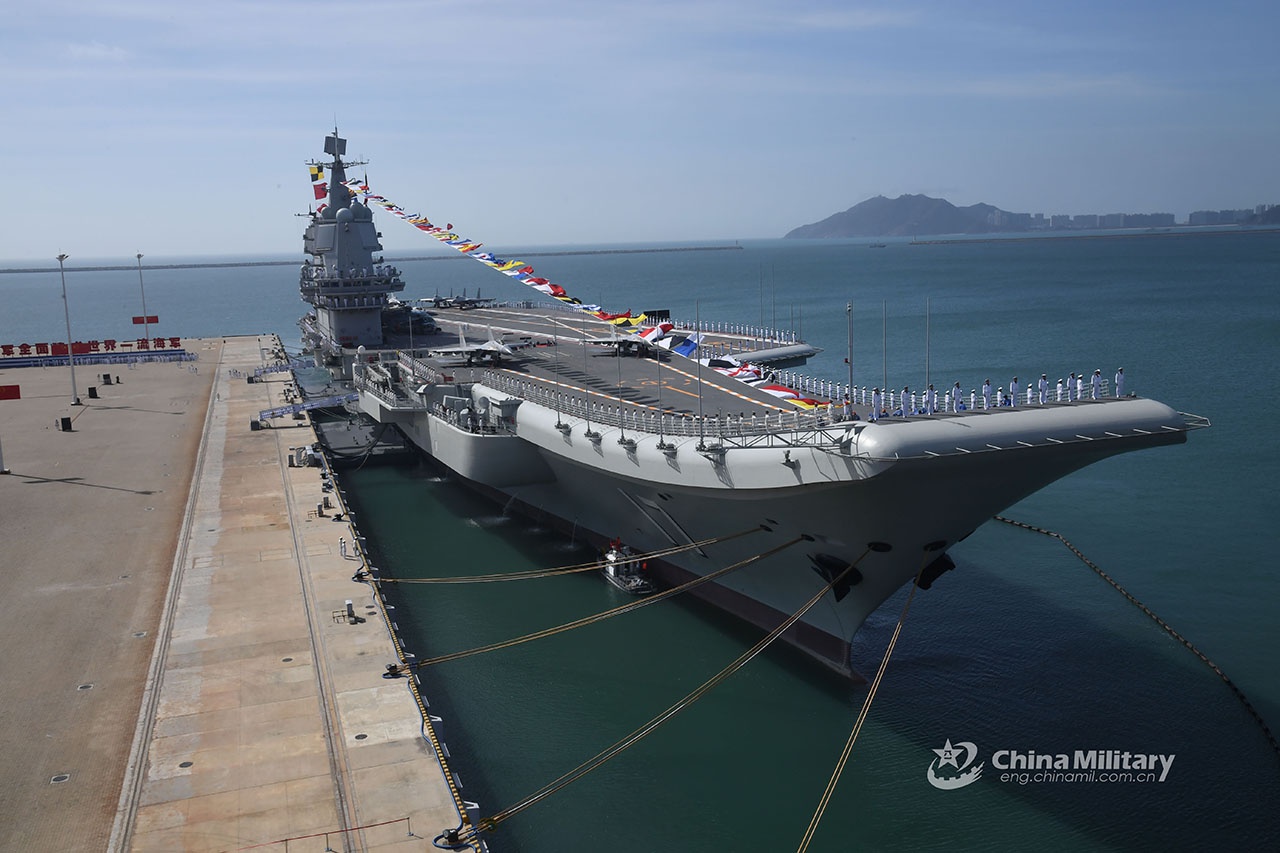 ВМС НОАК при поддержке ВВС НОАК способны организовать жёсткую дальнюю и ближнюю морскую и воздушную блокаду Тайваня.