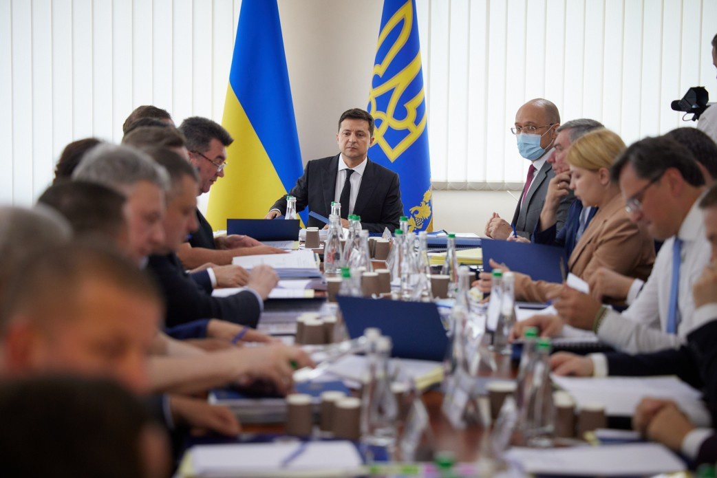 На заседании СНБО под председательством Владимира Зеленского была утверждена «Стратегия внешнеполитической деятельности Украины».