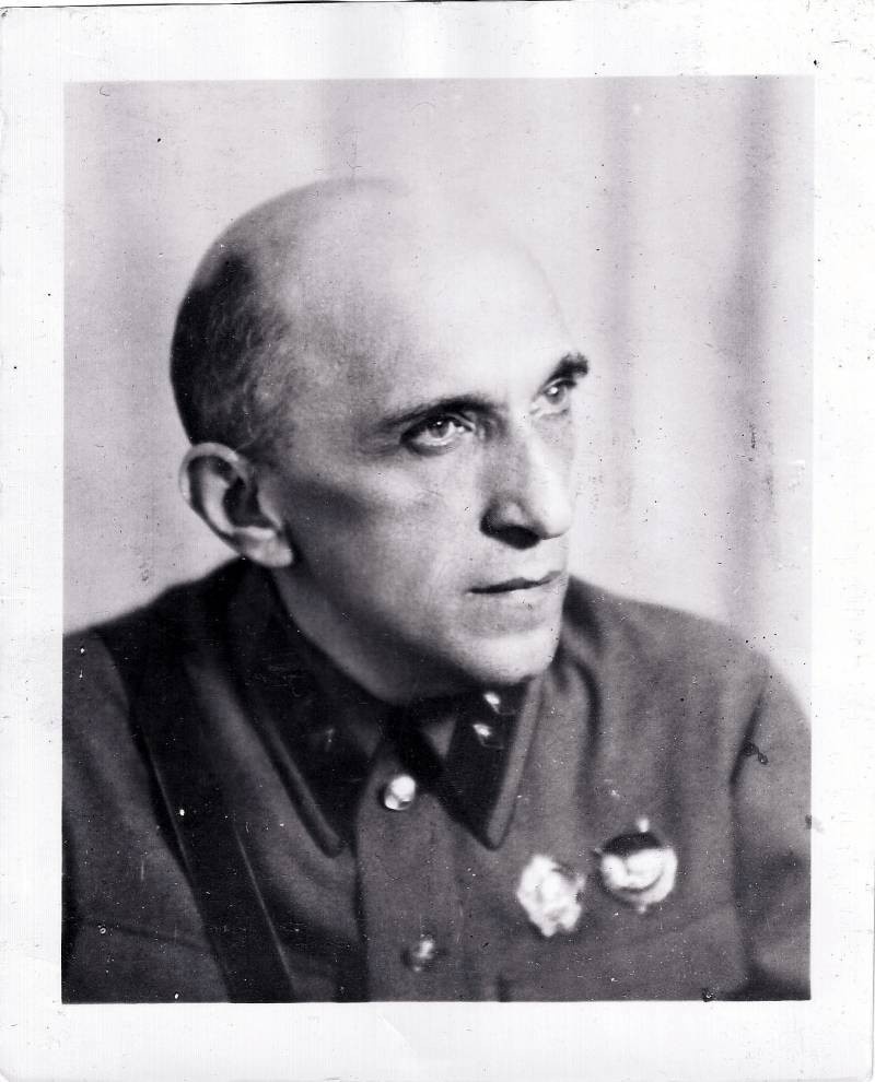 Яков Серебрянский в 1941 году.