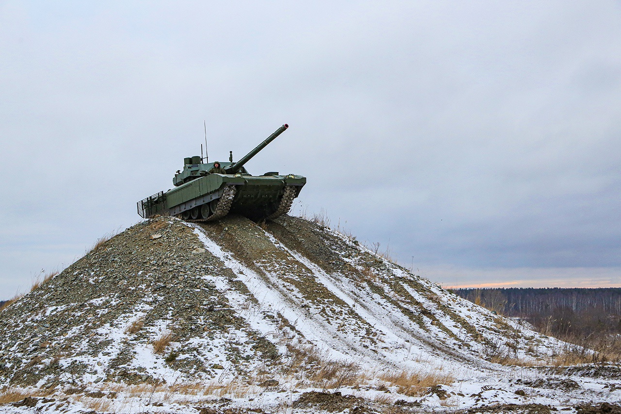 Броня крепка, и танки наши быстры