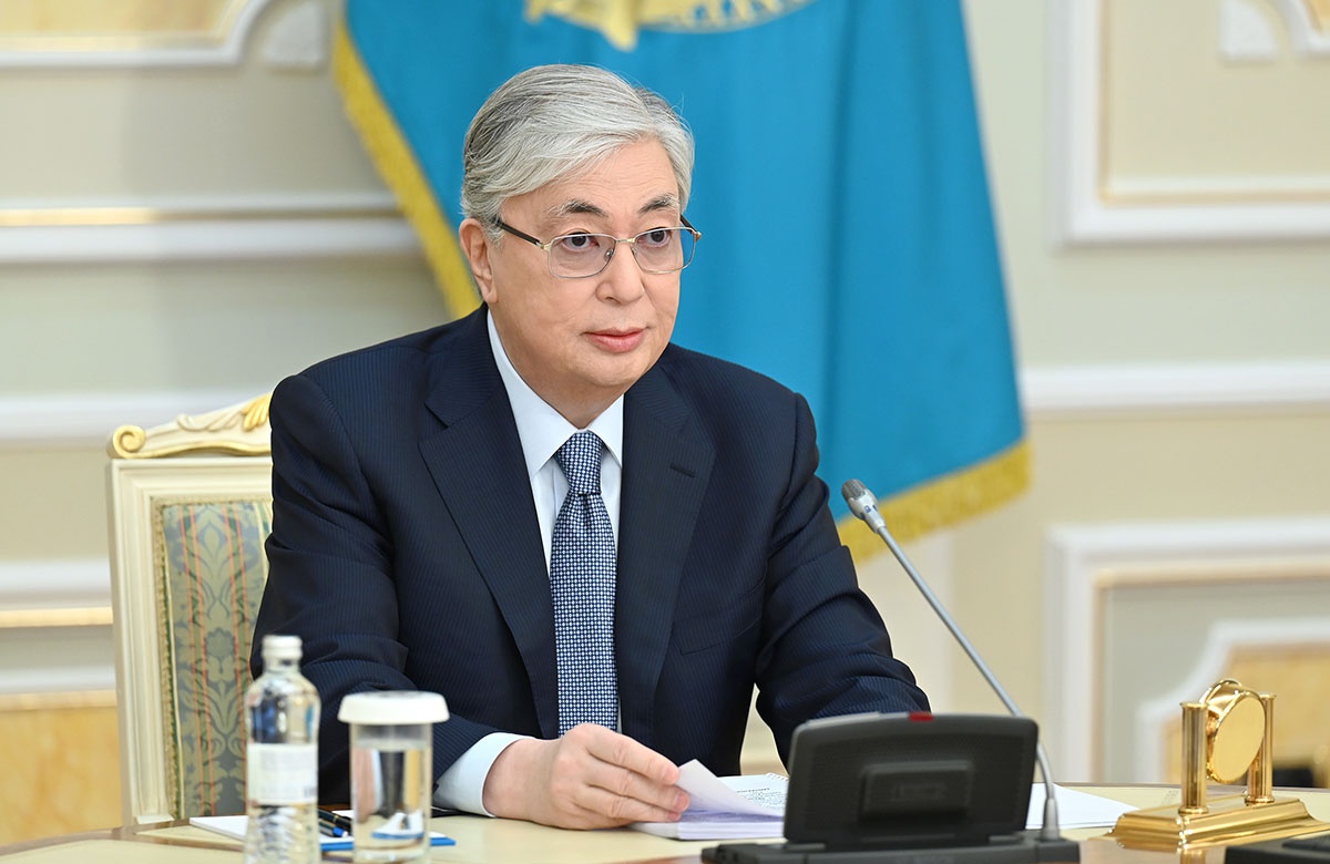 Президент Казахстана выступил с пространной речью, выдвинув целый ряд предложений по стабилизации ситуации.