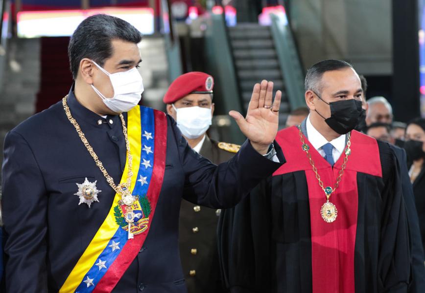 Власть в Венесуэле по-прежнему принадлежит президенту Мадуро.
