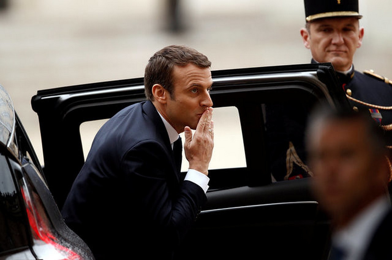 Макрона во Франции называют «президентом богатых и очень богатых».