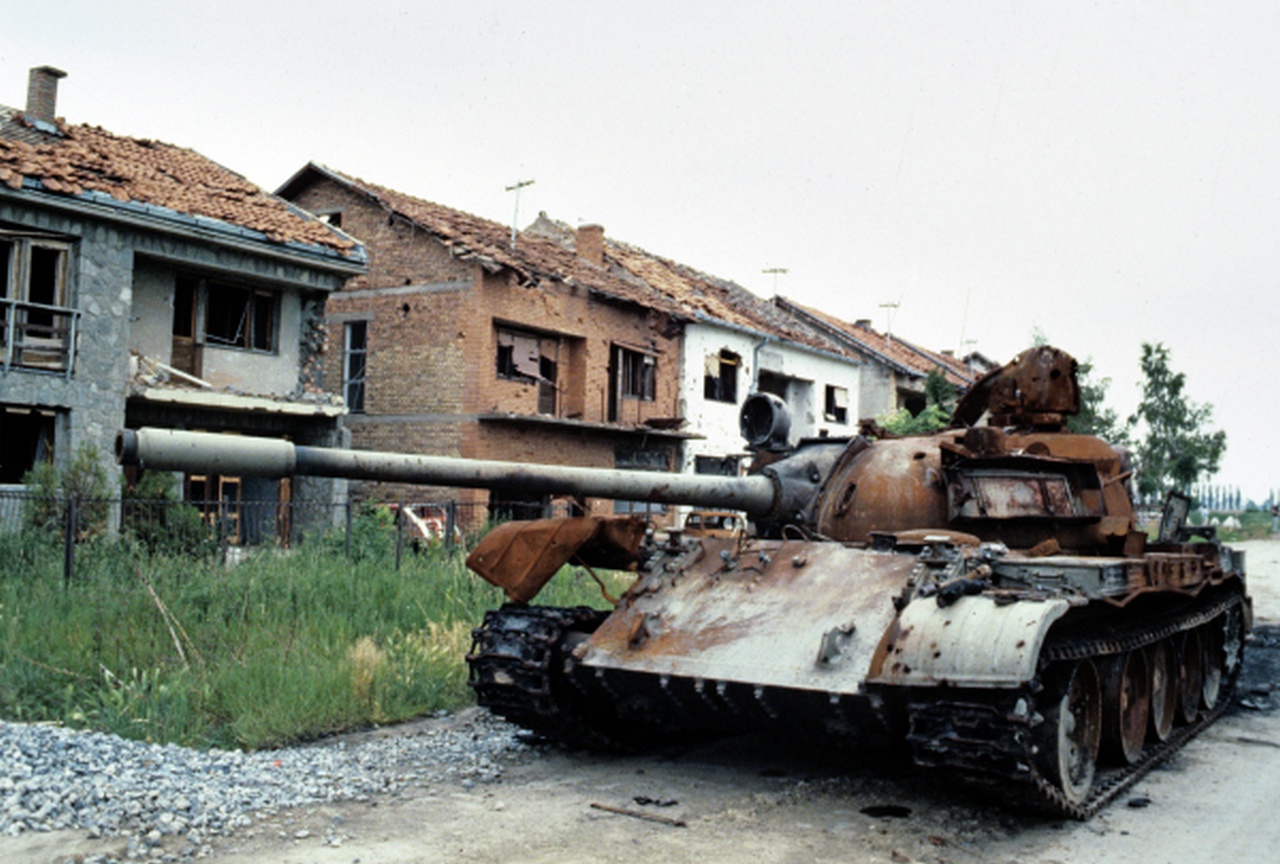 Войны на Балканах в 90-е годы стали результатом развала социалистической системы.