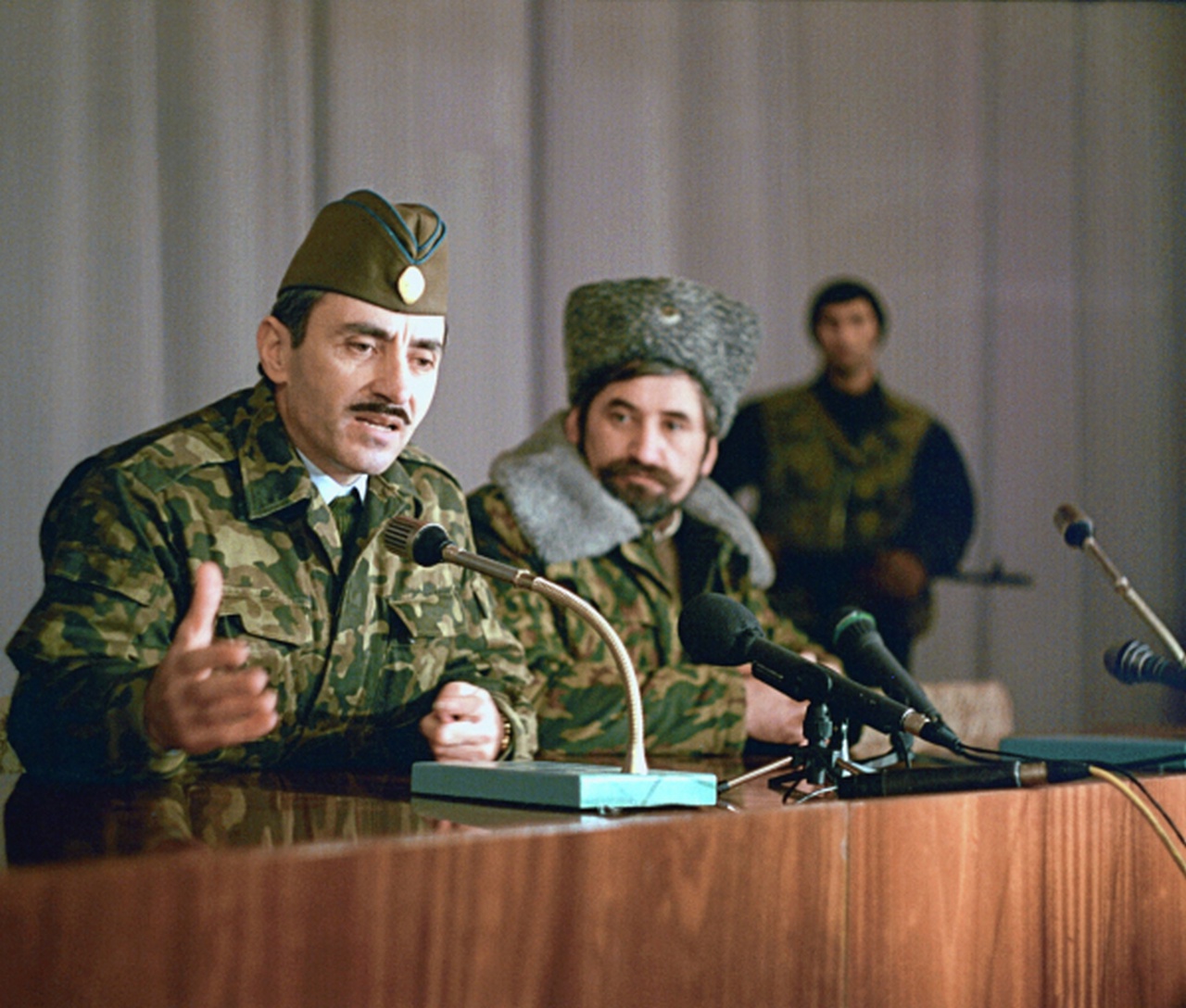 Джохар Дудаев (слева) был успешно нейтрализован.
