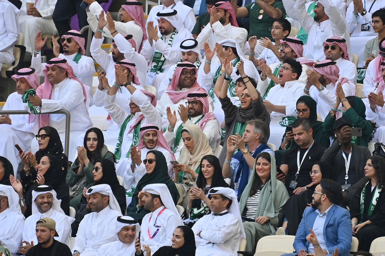Болельщицы сборной Саудовской Аравии во время недавнего Чемпионата мира по футболу в Катаре.