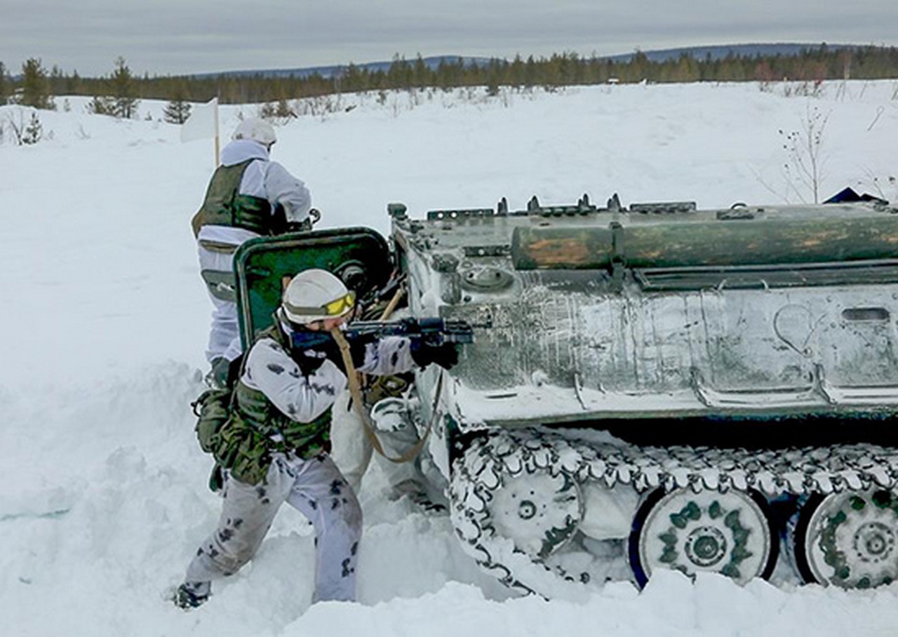 Плановые ротные тактические учения в отдельной арктической мотострелковой бригаде Северного флота РФ.
