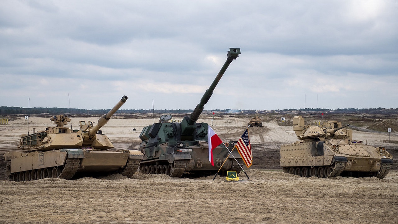 Таким видится Варшаве танковый «забор» из «Абрамсов» и «Мардеров».