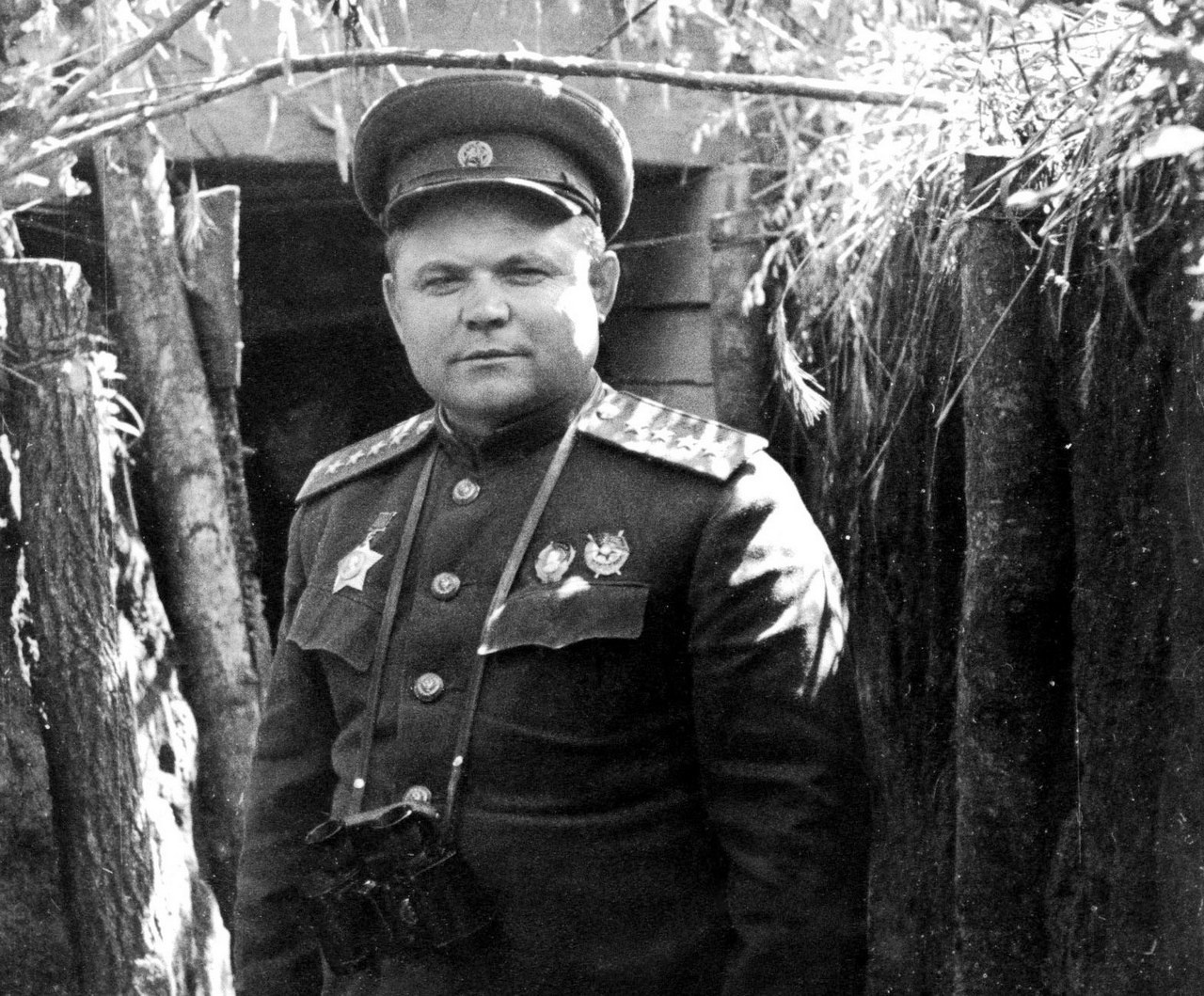 Командующий войсками Воронежского фронта генерал армии Николай Фёдорович Ватутин.