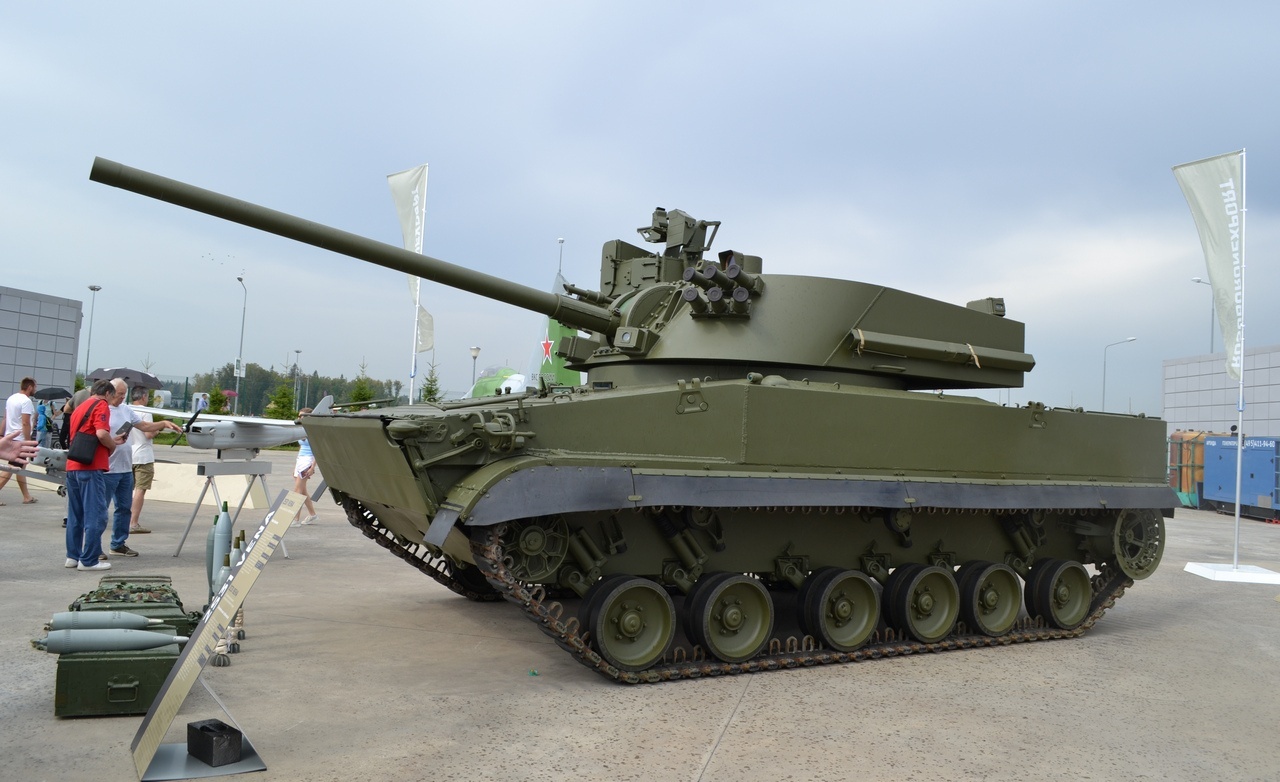 Гусеничная артиллерийско-миномётная установка 2С31 «Вена».