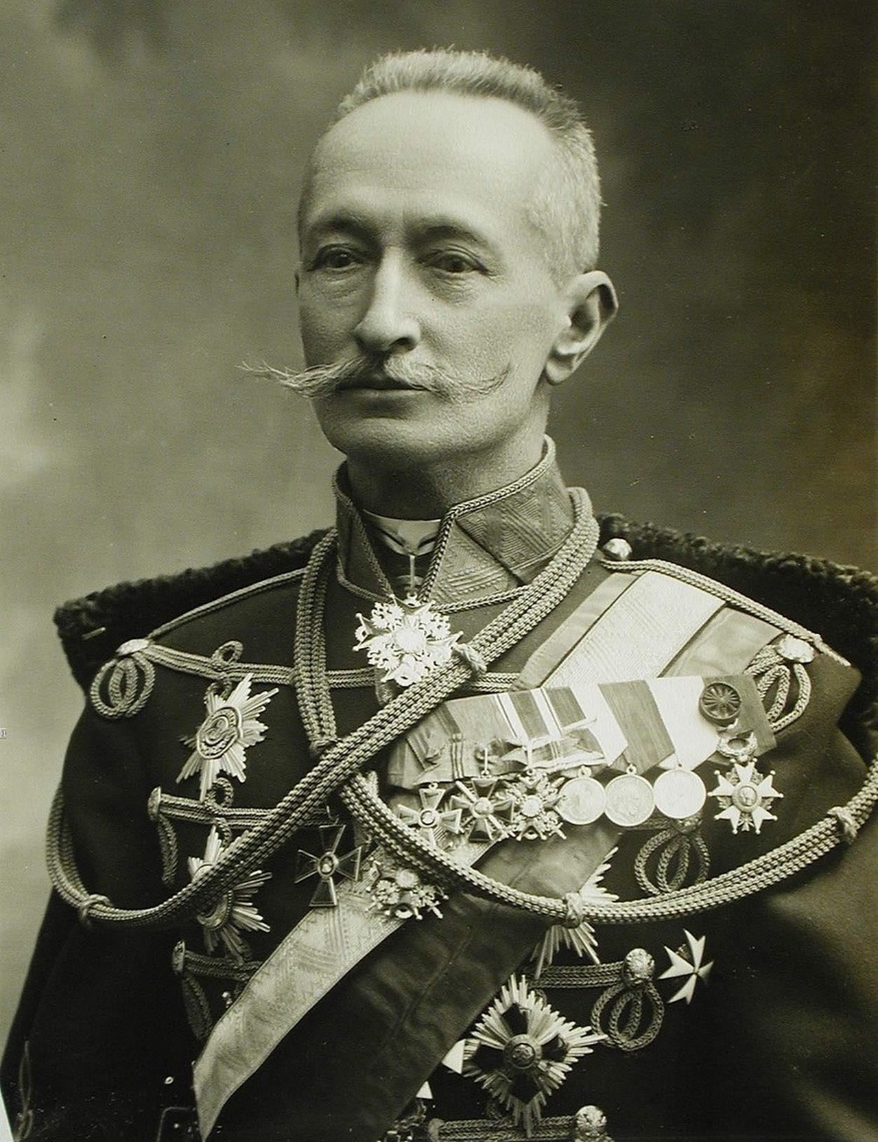 Командир 12-го армейского корпуса генерал А. Брусилов, 1914 г.