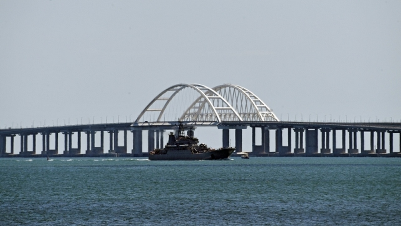 Руководство СБУ взяло ответственность за атаки на Крымский мост.