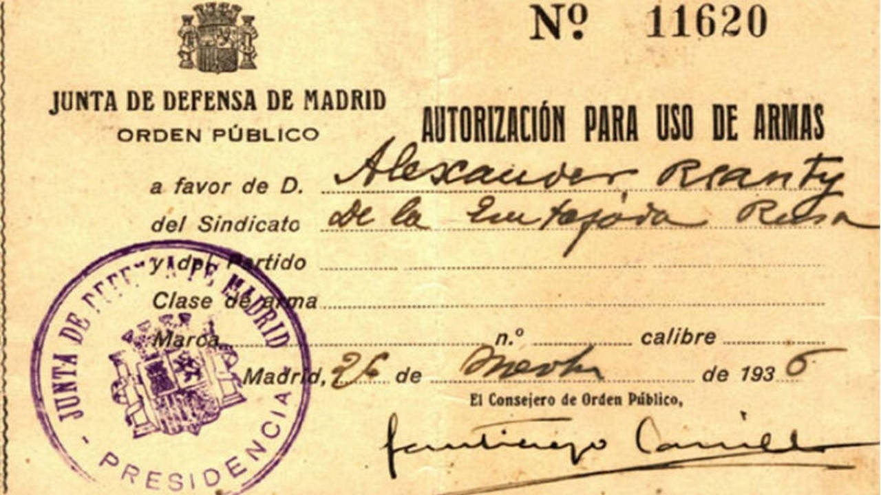 Разрешение на право ношения оружия, выданное Советом обороны Мадрида на имя Александра Ксанти (Хаджи Мамсурова). 1936 год.