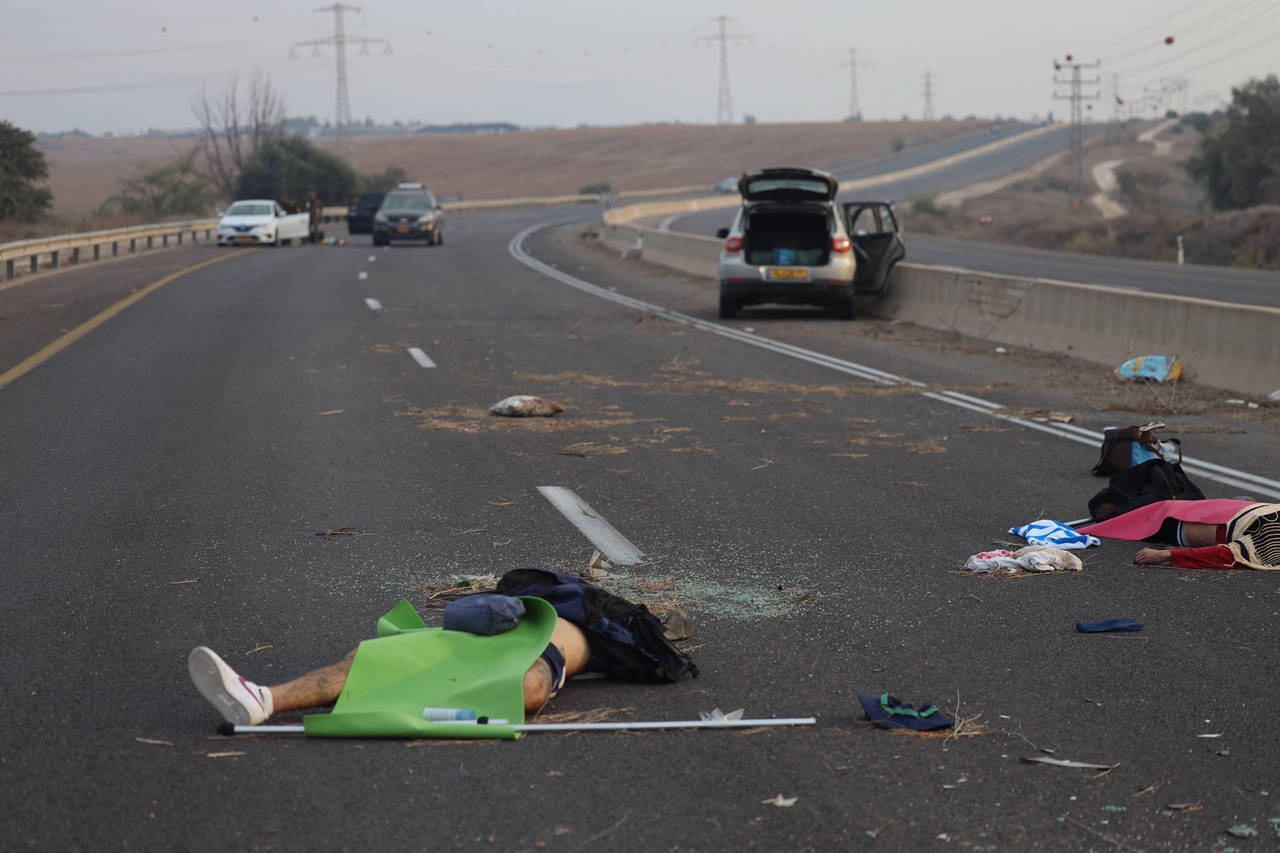 Гражданские израильтяне, убитые террористами на дороге в Сдерот, 7 октября 2023 г.
