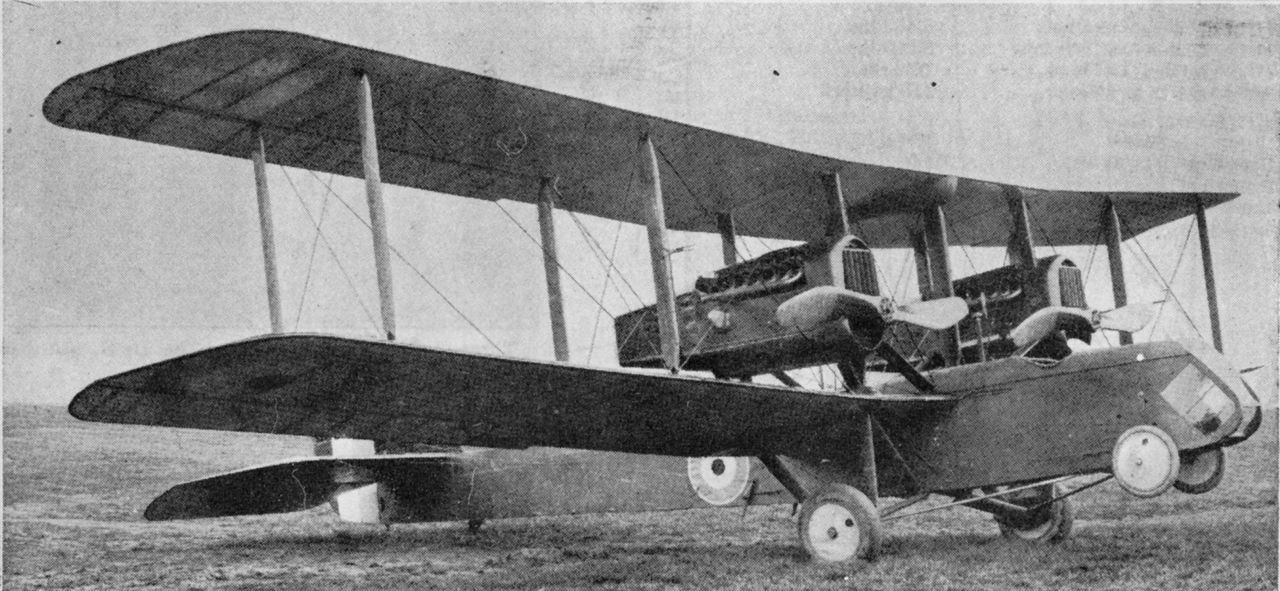 Двухмоторный бомбардировщик де Хэвилленда Airco DH.10, 1920-е годы.