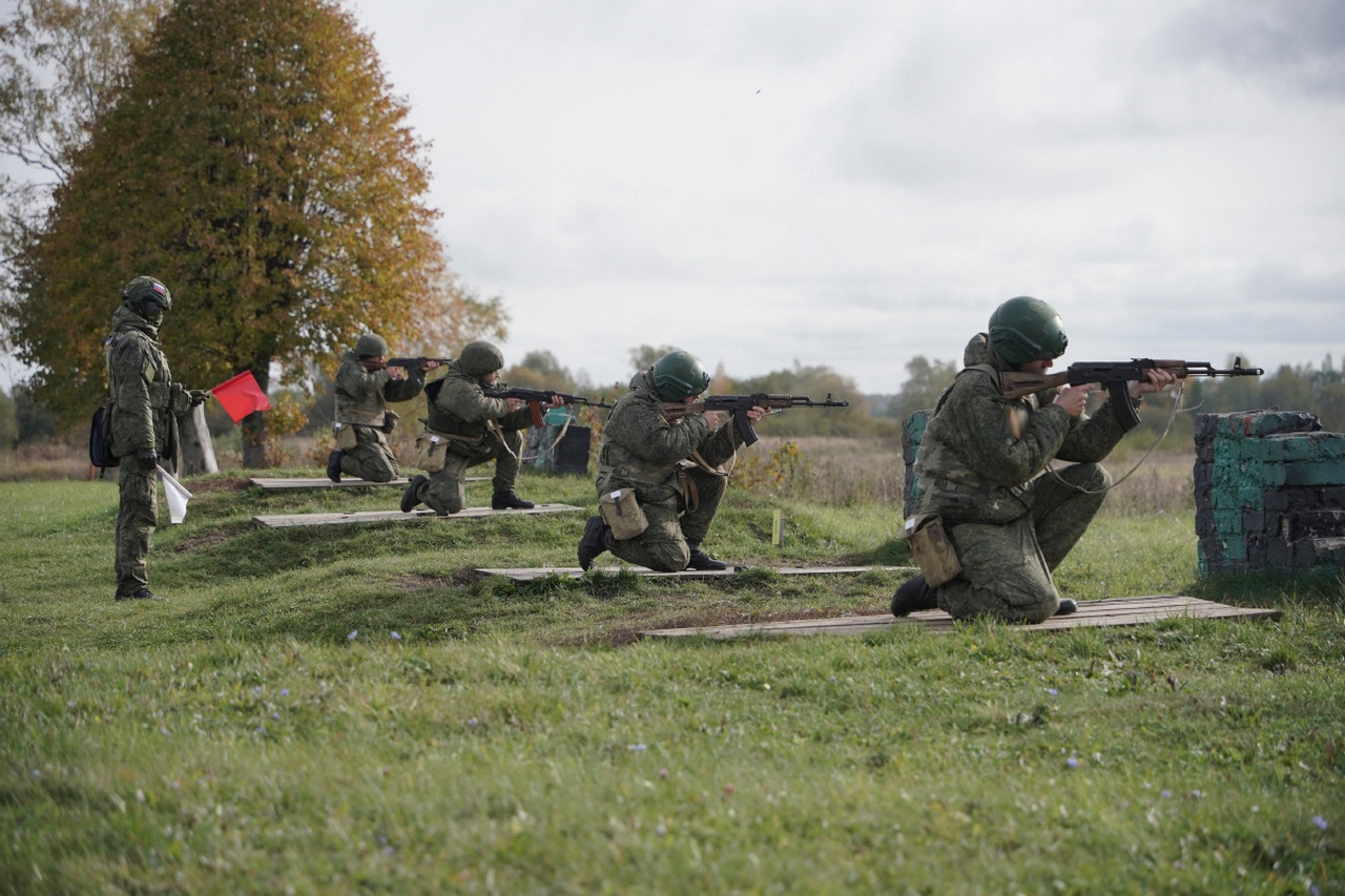 Постоянная подготовка, доведение действий до уровня мастерства каждого бойца и подразделения в целом - залог победы.