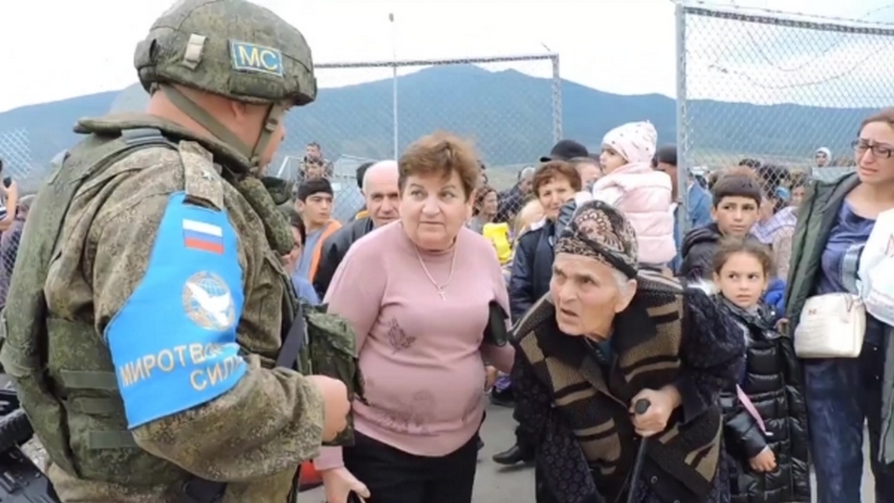 Эвакуация жителей Нагорного Карабаха при участии российского миротворческого контингента, сентябрь 2023 г.