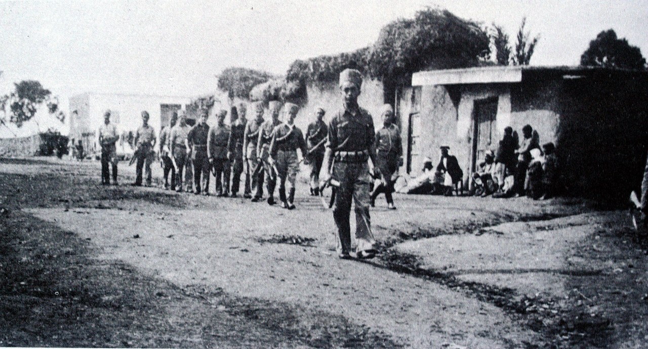 Отряд Хаганы в арабской деревне Яцур, 1938 г.