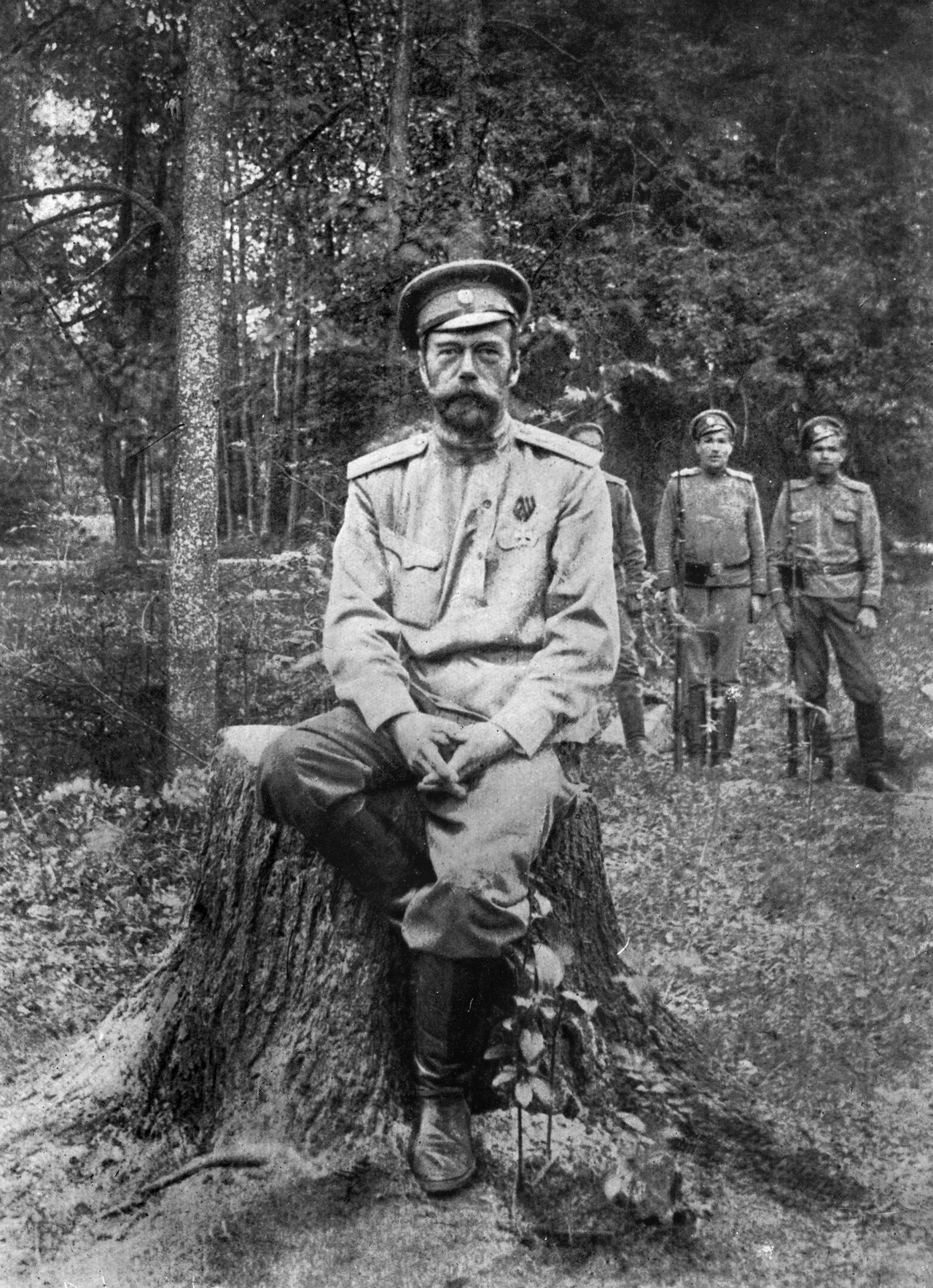 Император Николай II после отречения. Царское Село, весна-лето 1917 г.