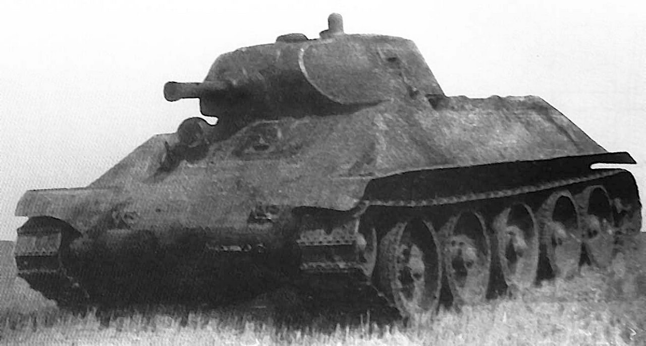 Опытный образец танка А-32.