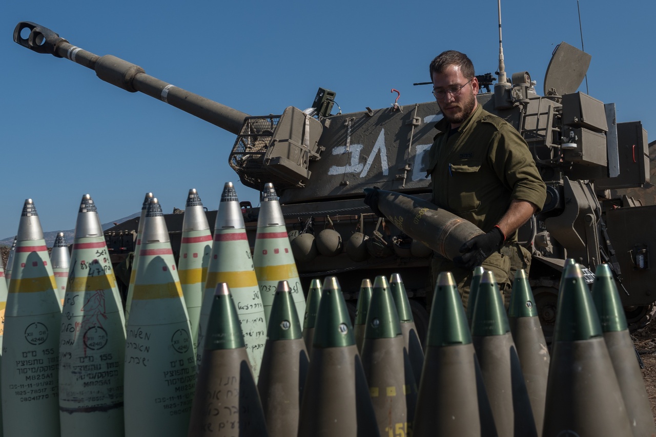 Израильской армии срочно потребовались боеприпасы.