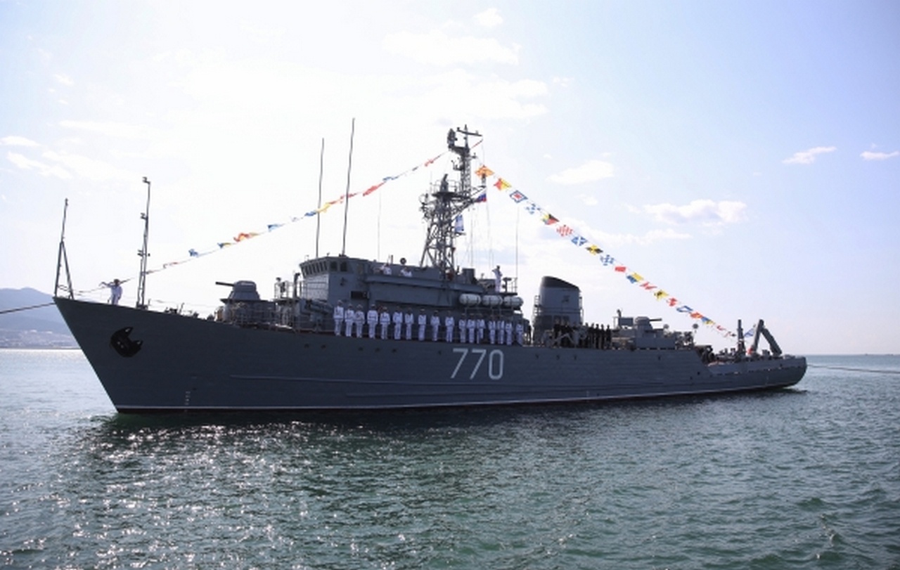 России есть, чем очистить море: один из тральщиков Черноморского флота «Валентин Пикуль».