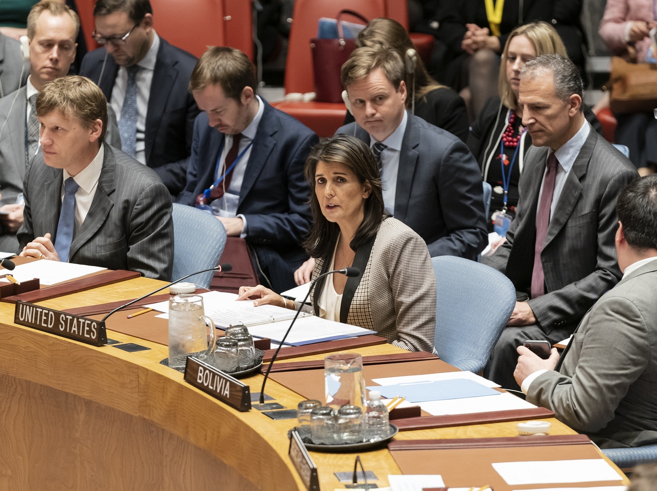 Уже на первом выступлении в качестве постпреда США при ООН Хейли заявила, что санкции против России должны сохраняться, пока Крым не вернётся в состав Украины.
