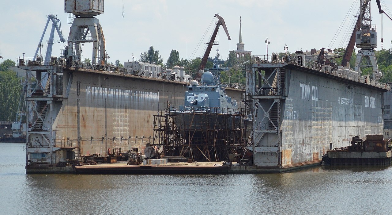 Ракетный катер «Прилуки» во время ремонта на Николаевском судостроительном заводе, июль 2021 г. Был возвращён в состав ВМСУ в апреле 2014 г.