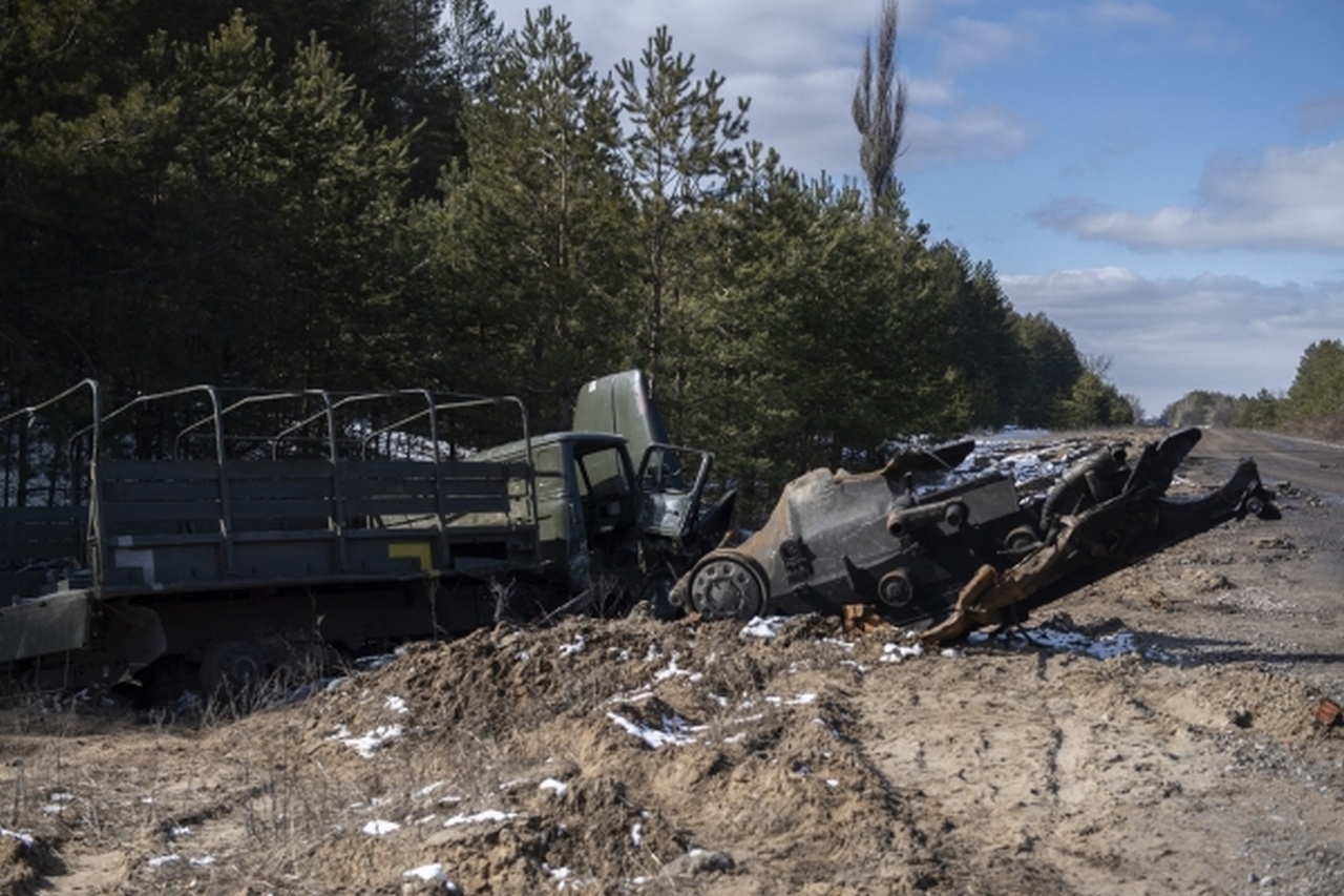 Разбитая техника ВСУ в районе Северодонецка Луганской народной республики, март 2022 г.