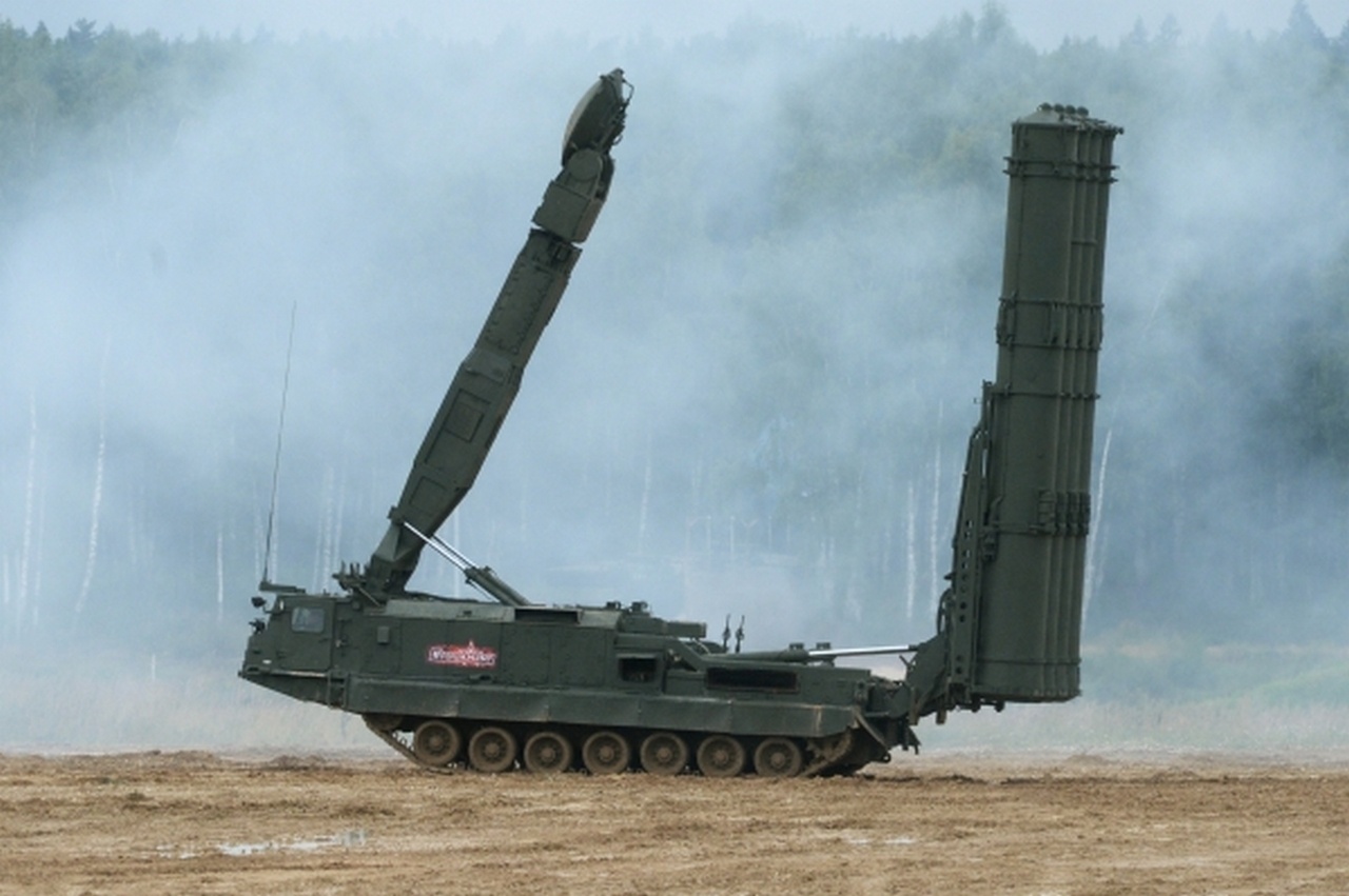 Российская система ПВО С-300ВМ «Антей-2500».